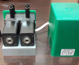 Milking machine pulsator 